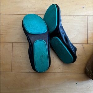 Tieks Black Leather Ballet Flats with Teal Soles